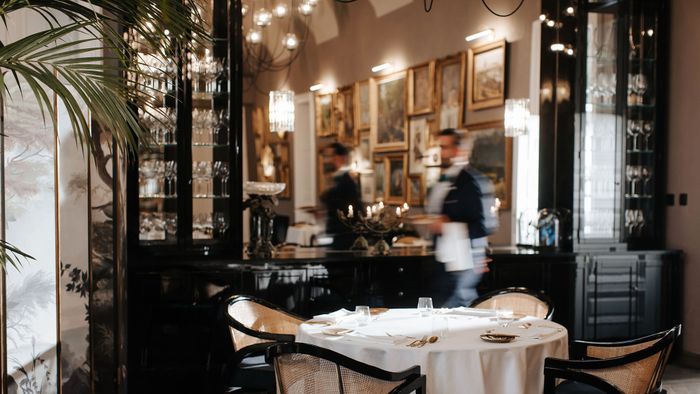 Botaniq Collection
Clarisse Restaurant, Tura