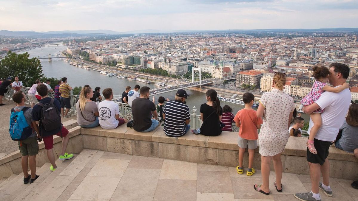 A külföldi utazók hajtották a hazai turizmust, de változik a helyzet