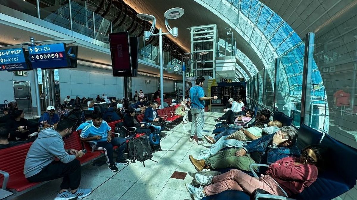 Budapesti repülőjáratokat is töröltek a brutális esőzés miatt