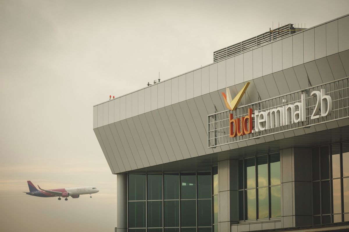 20231214 Budapest

Liszt Ferenc Repülőtér 2/B terminál.

Fotó: Vémi Zoltán VZ
Világgazdaság 