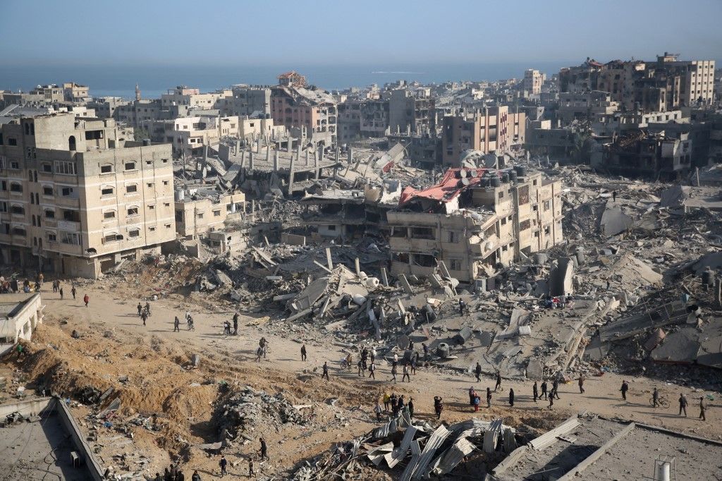 A general view shows the destruction in the area surrounding Gaza's Al-Shifa hospital after the Israeli military withdrew from the complex housing the hospital on April 1, 2024, amid the ongoing battles Israel and the Hamas militant group. (Photo by AFP)