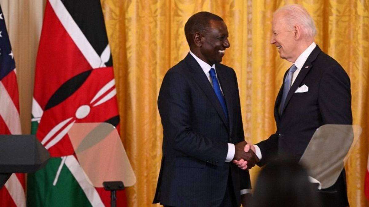 Haiti válság: Kenya ezer katonát küldött rendfenntartásra