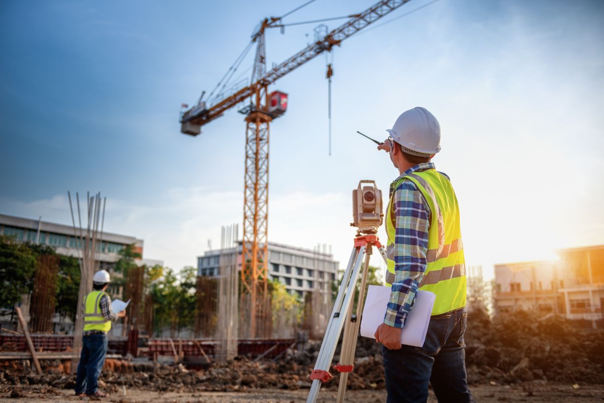 Surveyor,Equipment.,Surveyor’s,Telescope,At,Construction,Site,Or,Surveying,For