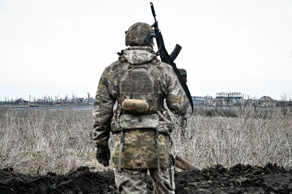 Soldiers of 65th separate mechanized brigade together with adjacent units defend Ukraine in Zaporizhzhia sector, Ukrajna