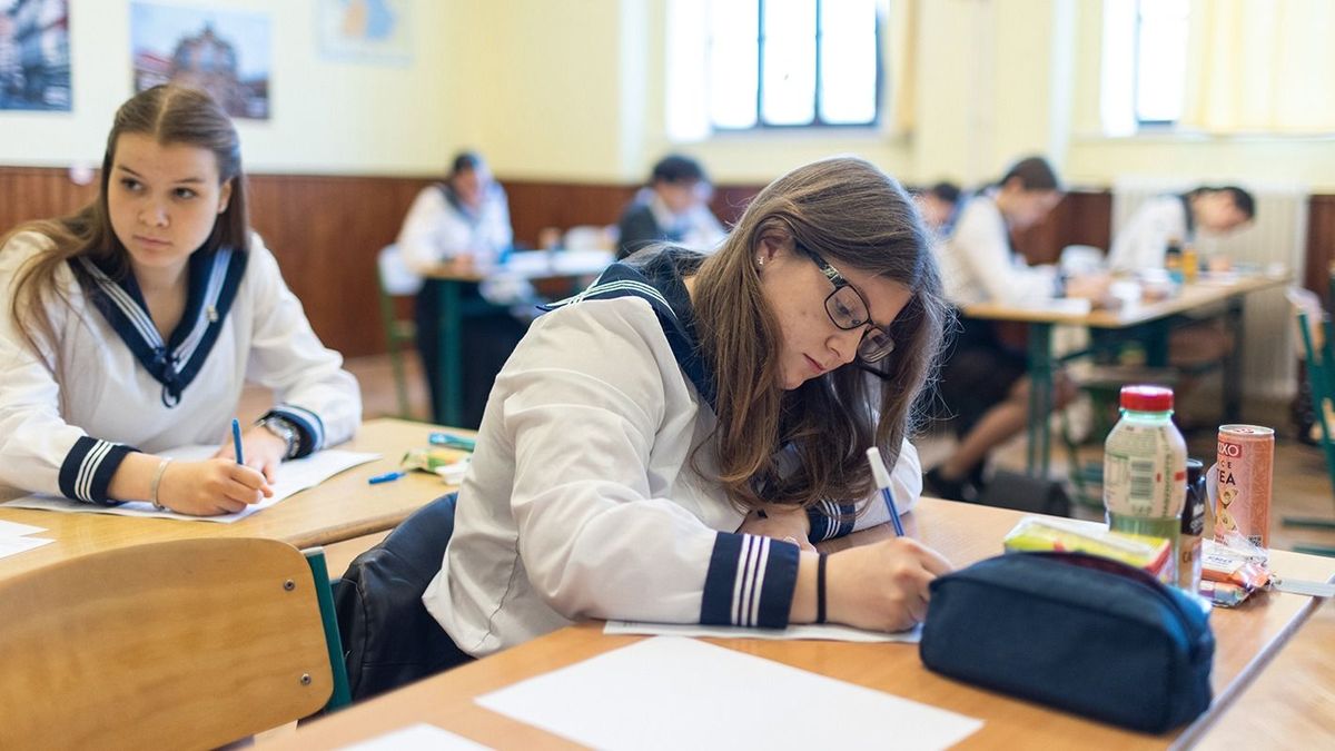 Érettségi: a nemzetiségi nyelv és irodalom írásbelijével megkezdődött az idei vizsgaidőszak