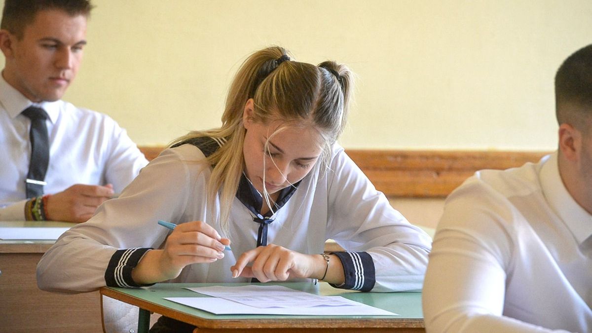 Érettségi: a diákok már űzik a harmadik nagyvadat – elkezdődött a történelem írásbelije