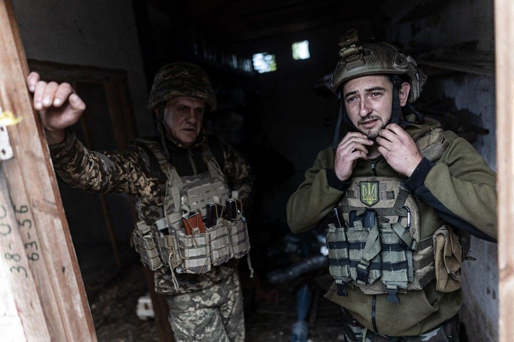 DONETSK OBLAST, UKRAINE - MAY 24: Ukrainian soldiers wait for orders at their fighting position in the direction of Niu York, Donetsk Oblast on Ukraine, May 24, 2024. Diego Herrera Carcedo / Anadolu (Photo by Diego Herrera Carcedo / ANADOLU / Anadolu via AFP), nato