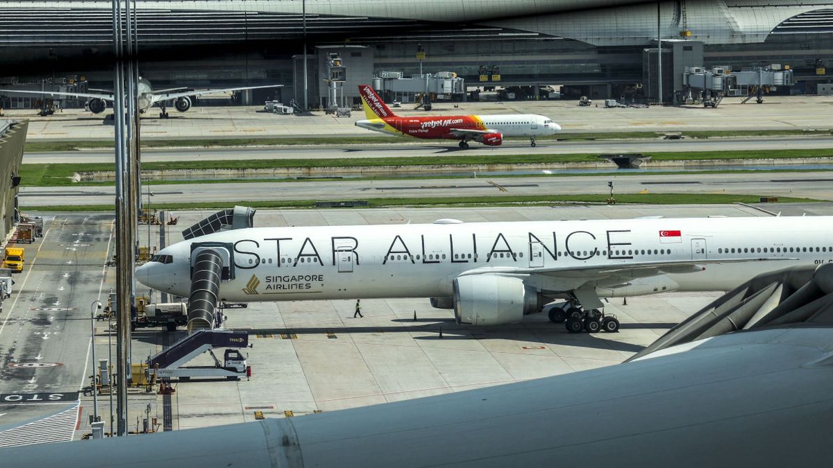 Sok sérültet még mindig az intenzív osztályon ápolnak a Singapore Airlines utasai közül