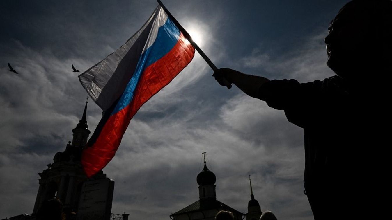 Döntöttek az uniós nagykövetek: Ukrajnának adják az orosz vagyon profitját