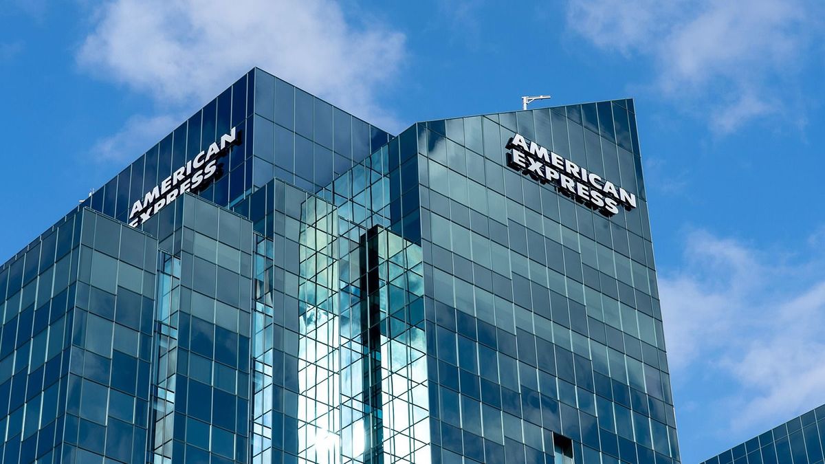Megengedte Putyin, hogy elhagyja Oroszországot az American Express