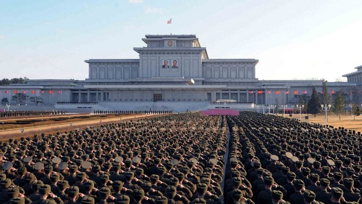 Észak-Korea népe hivatalosan is hűséget esküdött Kim Dzsongunnek