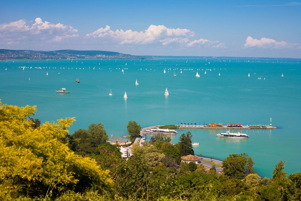 Lake,Balaton,With,Lots,Of,Sailboats,From,Tihany,Village,In