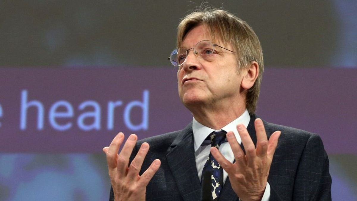 Verhofstadt több tízmilliós fizetéskiegészítésre tett szert