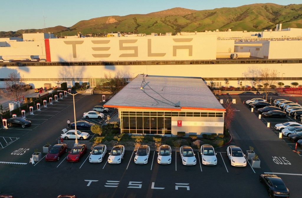 Tesla
gyár
Fremont
Kalifornia
