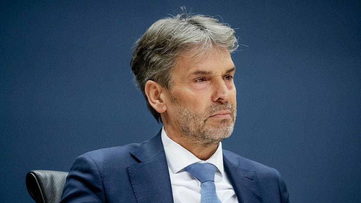 Egy volt kémfőnök lehet Hollandia következő miniszterelnöke