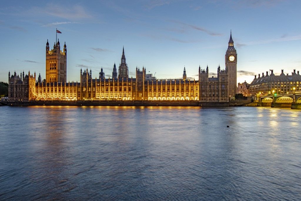 The Westminster Palace In London
parlament mandátum választás