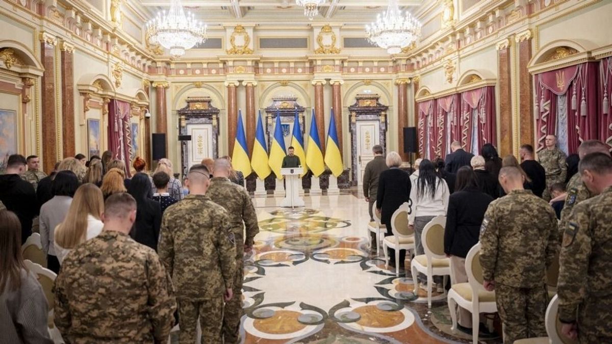 Zelenszkij teljesen átalakítja az ukrán hadsereg vezetését, elbocsátotta a Vastábornokot is