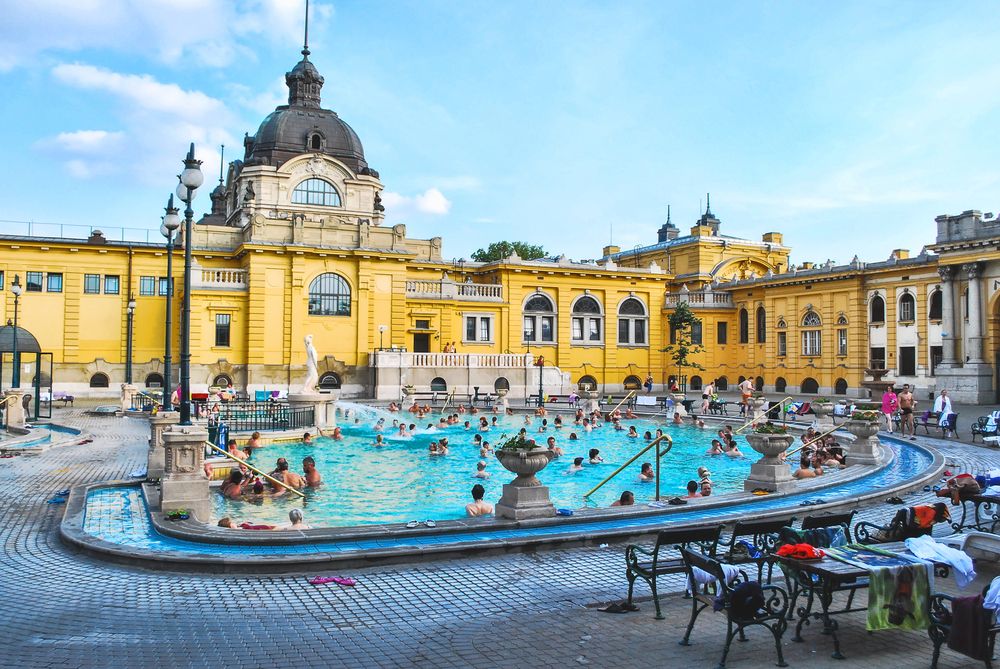 Budapest,,Hungary.,May,10,,2014:,Szechenyi,Baths,In,Budapest,In, turista, turizmus