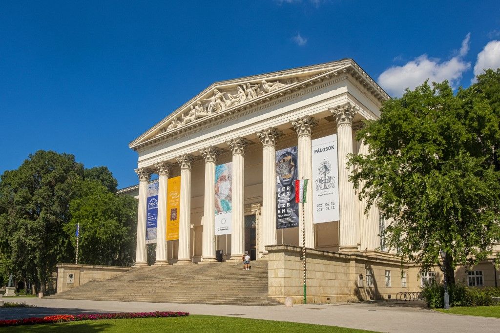 Hungary budapest unesco pest district hungarian national museum magyar nemzeti muzeum
Nemzeti Múzeum