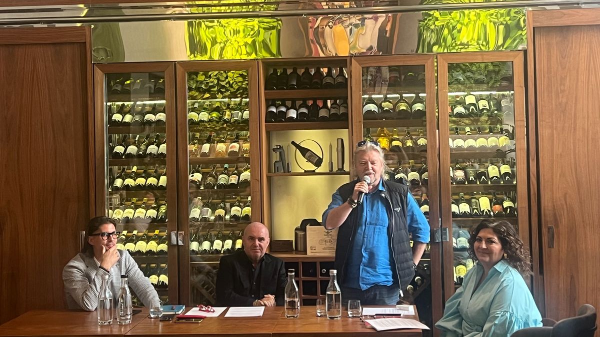 Gerendai Károly arra buzdítja az éttermeket, hogy a saját szemetükkel törődjenek