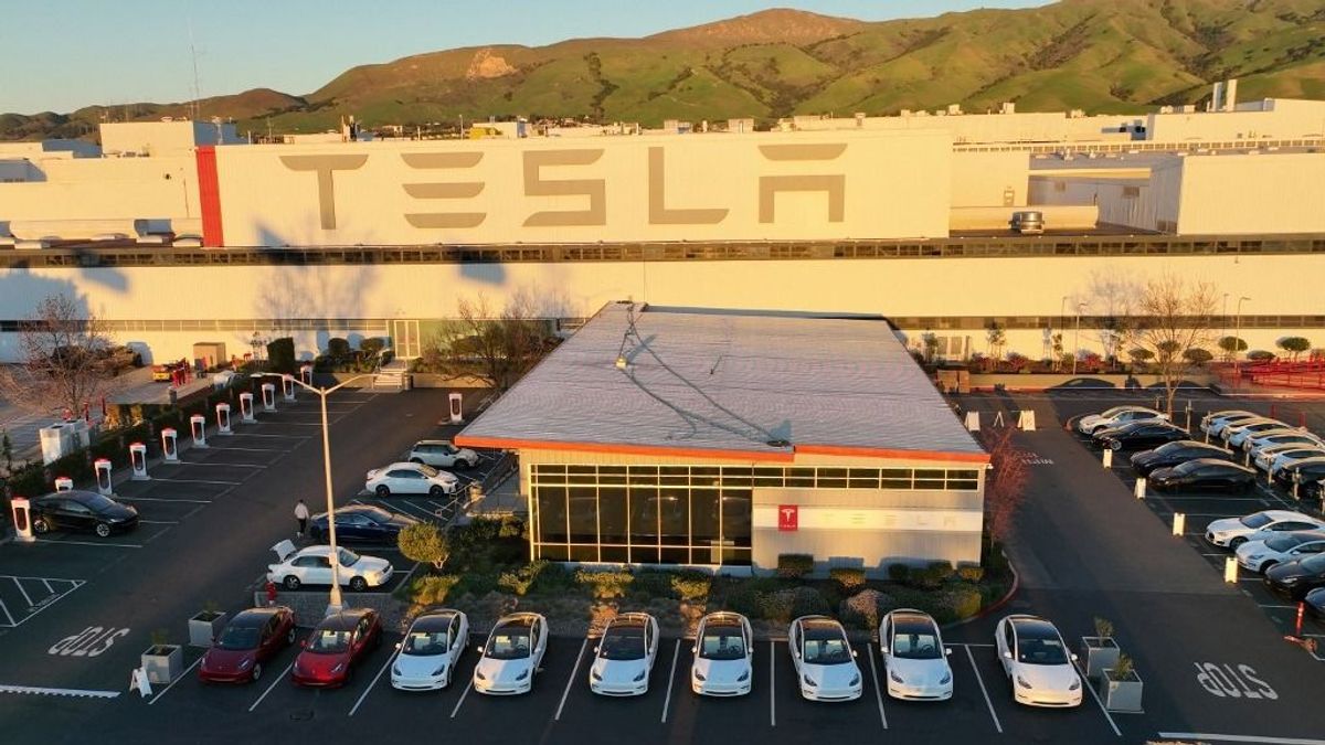 Tűz ütött ki a Tesla fremonti gyárában