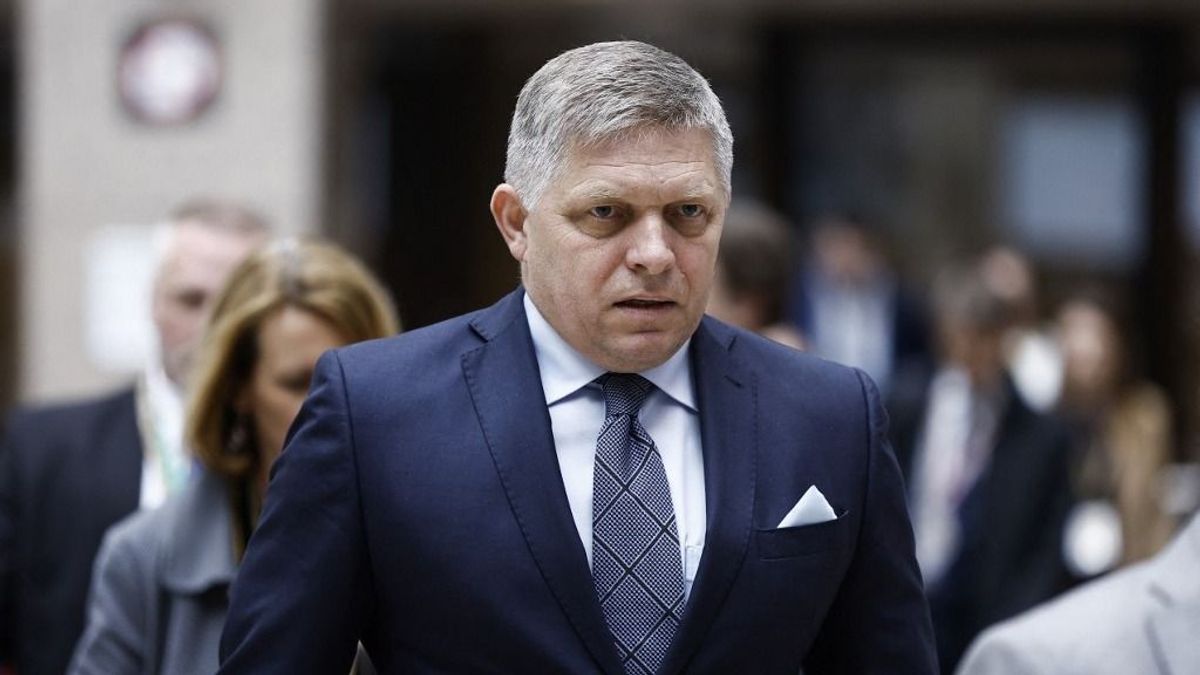 Rendkívüli: Robert Ficót újra megműtötték