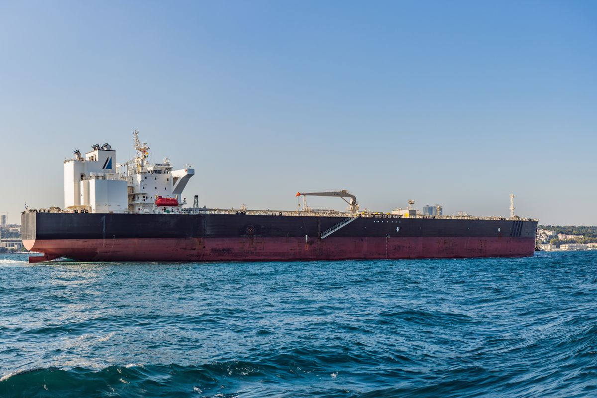 Container cargo ship in the Bosphorus, Istanbul, Turkey, Törökország, export, Izrael
