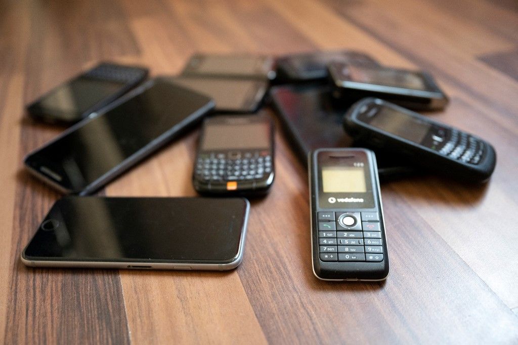 Germans hoard almost 200 million old mobile phones, buta telefonok