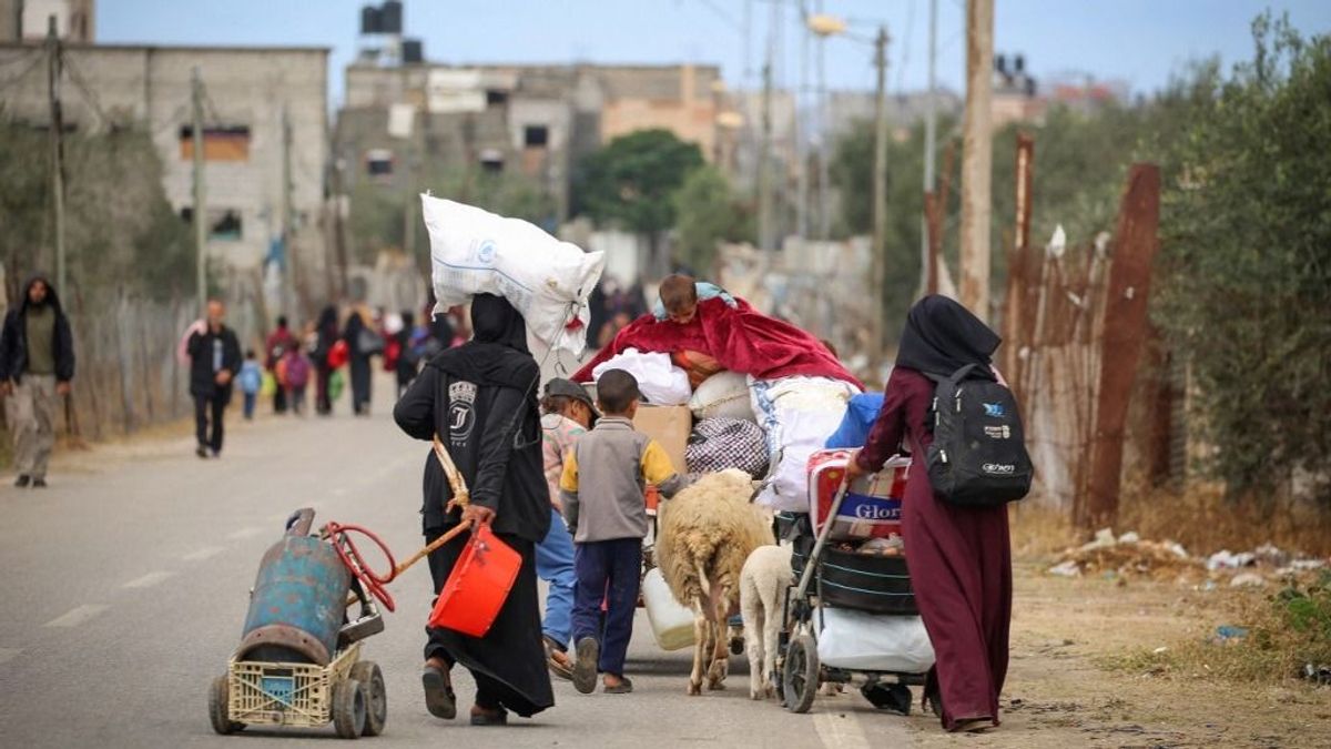 Tízezrével menekülnek a palesztinok Rafah városából, küszöbön állhat az izraeli invázió