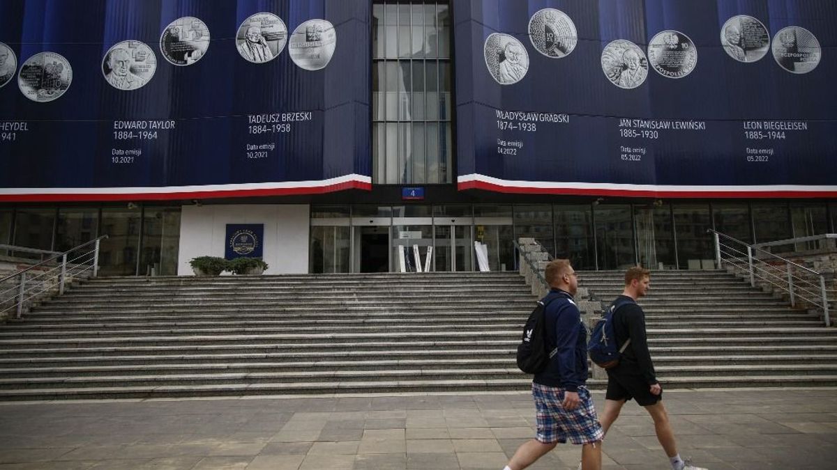 A lengyelektől érkezett most rossz hír a forintnak
