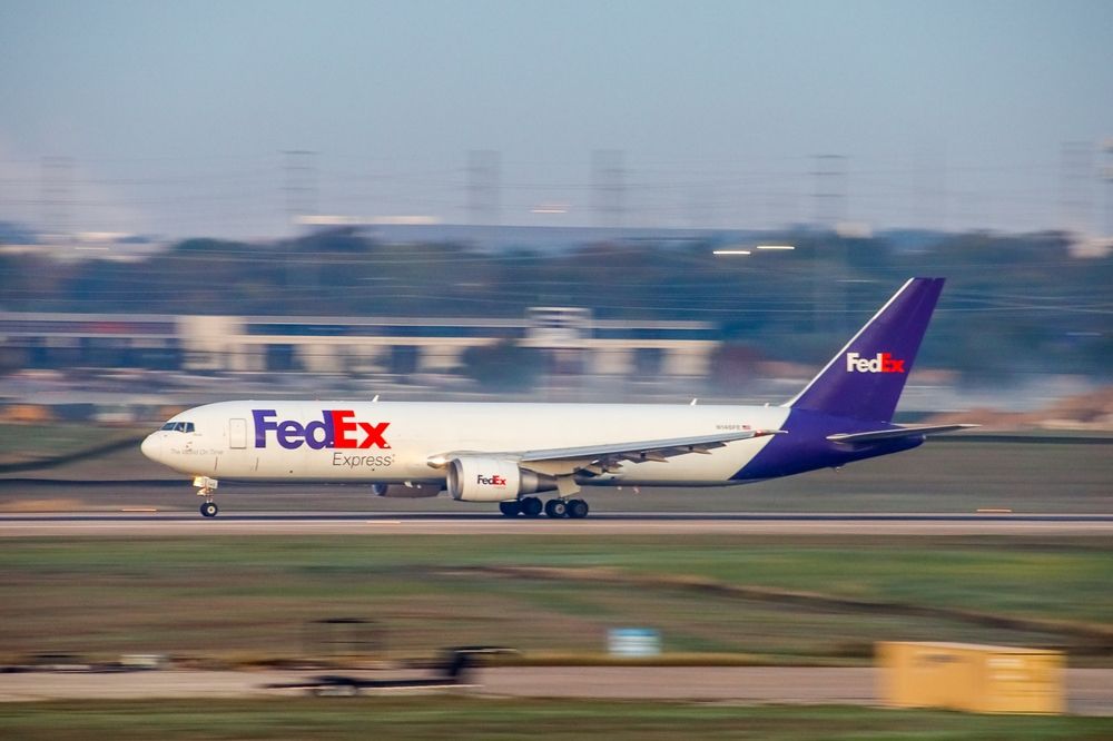 Austin,Texas-,November,24th,,2023,Austin-bergstrom,International,Airport,Fedex,Express