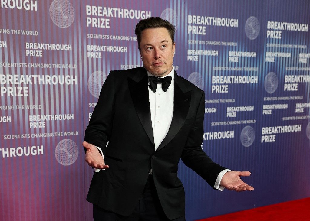 LOS ANGELES, CA - APRIL 13: Elon Musk poses at the red carpet before the 2024 Breakthrough Prize Awards and Ceremony at the Academy Museum of Motion Pictures in Los Angeles, California, United States on April 13, 2024. Tayfun Coskun / Anadolu (Photo by Tayfun Coskun / ANADOLU / Anadolu via AFP), Elon Musk