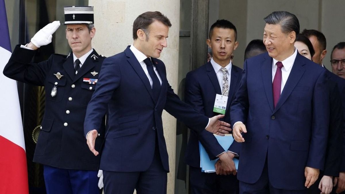 Hszi Csin-ping Párizsból üzent a magyarországi látogatás előtt – videó