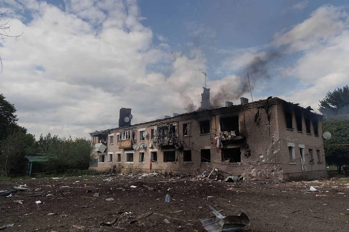 Fire breaks out aftermath of Russian shelling in Kharkiv, Harkiv