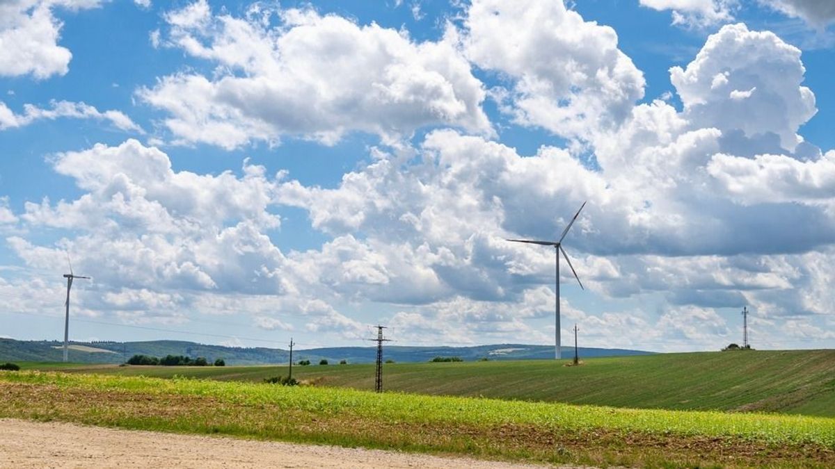 Kellemes tavaszi időnk lesz, de ha pechünk van, megázhatunk