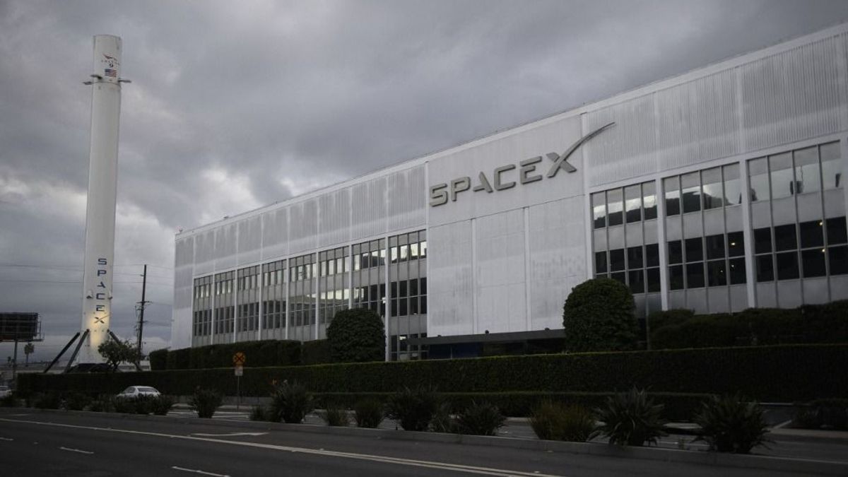 A SpaceX új szkafandere a Marson is megállja a helyét