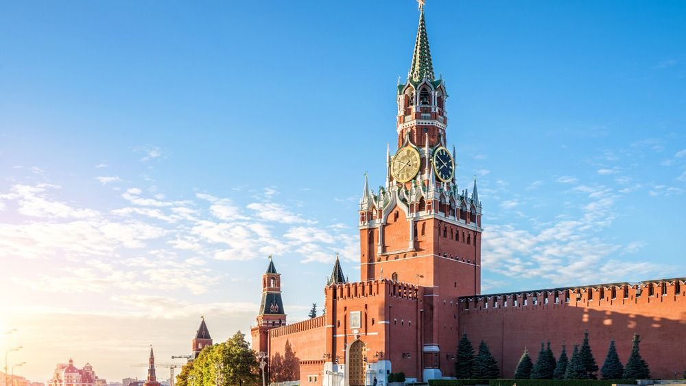 Spasskaya,Tower,Of,The,Kremlin,In,The,Early,Autumn,Morning