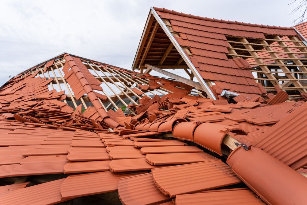 Broken,Roof,After,A,Storm
vihar