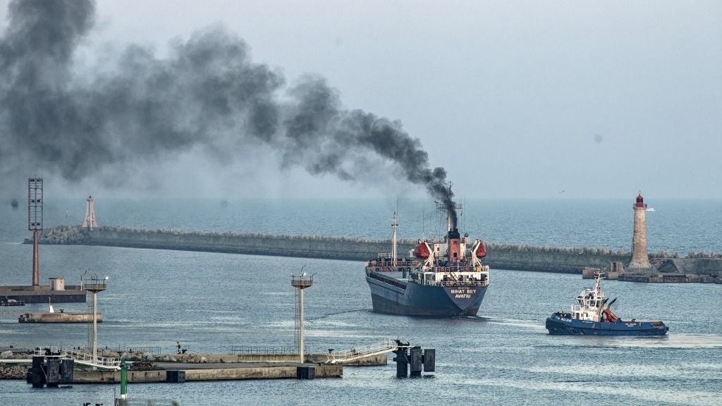 France, Herault, Sete, Commercial port, departure of a polluting cargo ship with a smoke plume (Photo by DEGAS Jean-Pierre / hemis.fr / hemis.fr / Hemis via AFP)