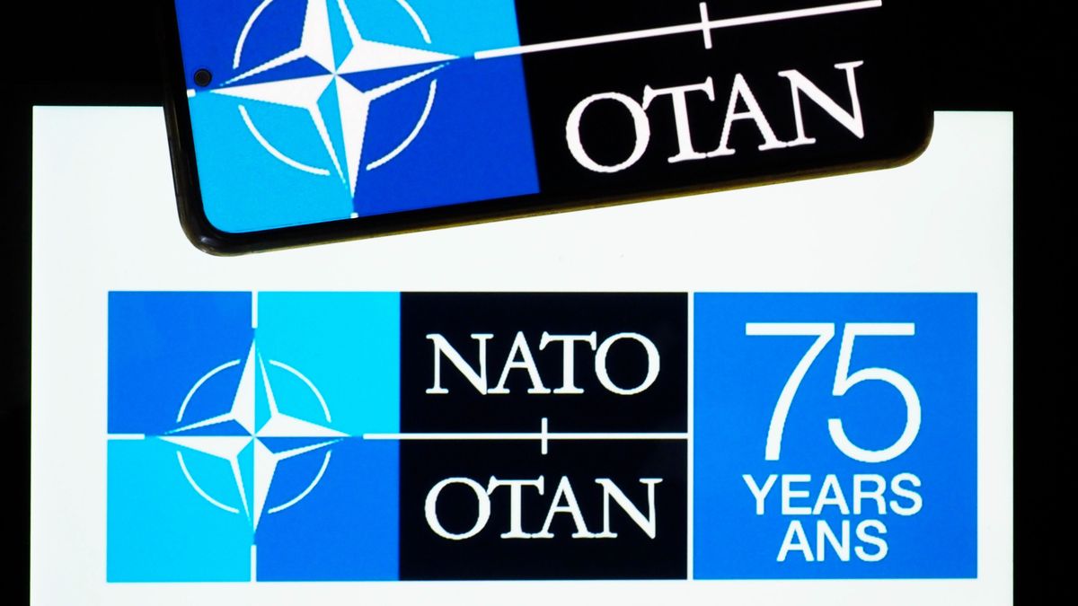 Oroszország a NATO ellen – nincsenek egy súlycsoportban