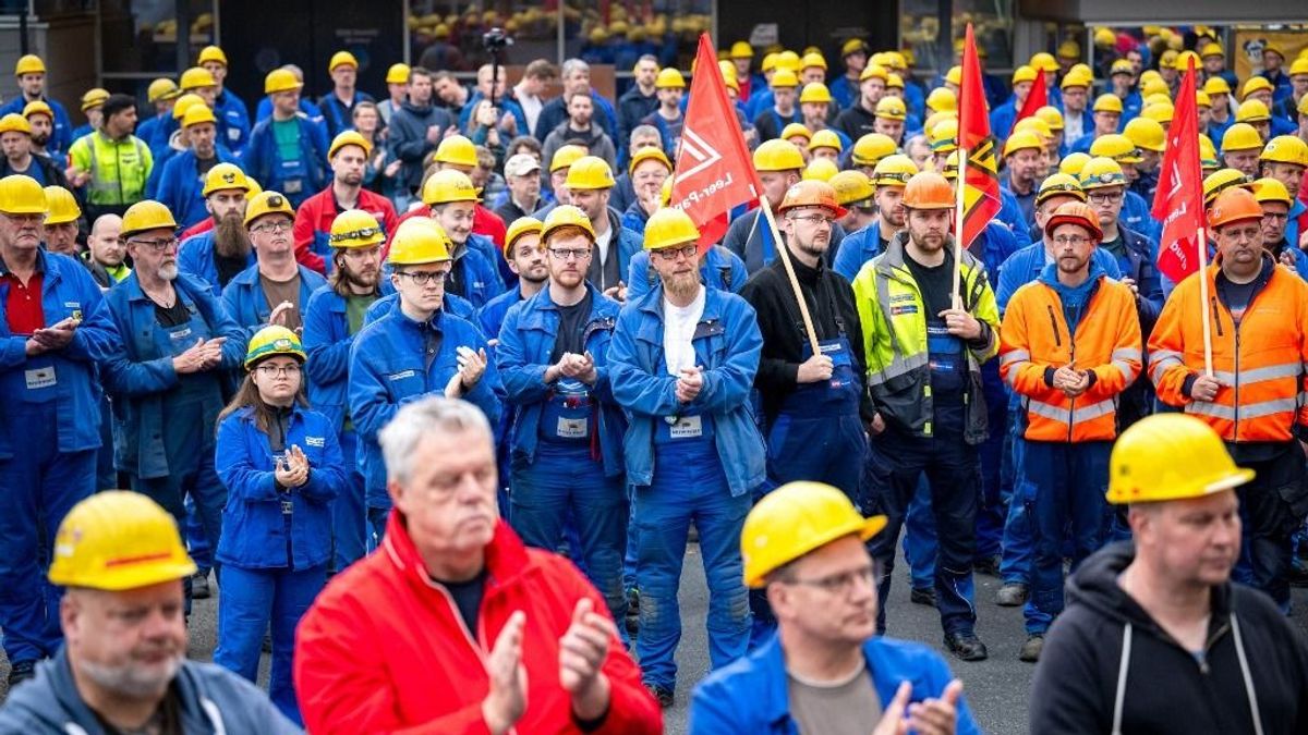 Szakértői GDP-vélemény: jövőre meglehet a 4 százalékos növekedés – sok múlik az akkugyártáson és Németországon