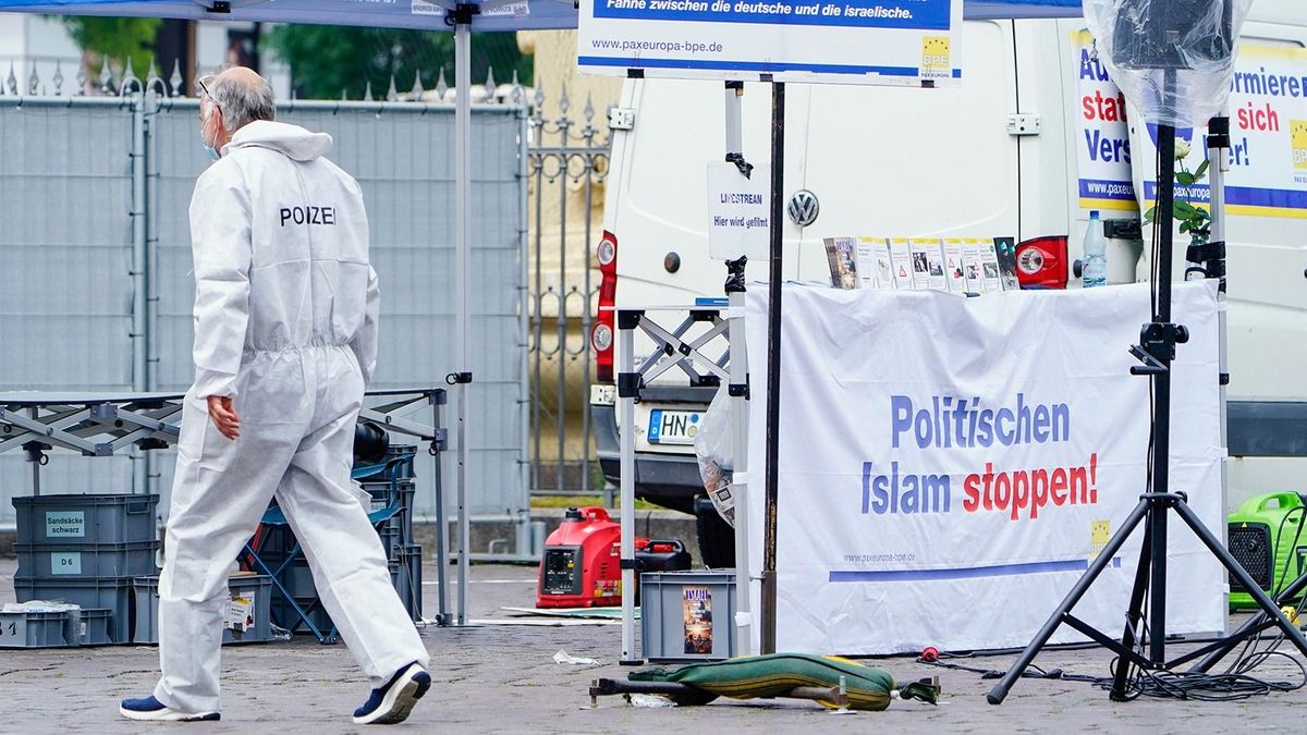 Iszlamista kések: a németek most döbbentek rá, amire Magyarország 2015 óta figyelmeztet