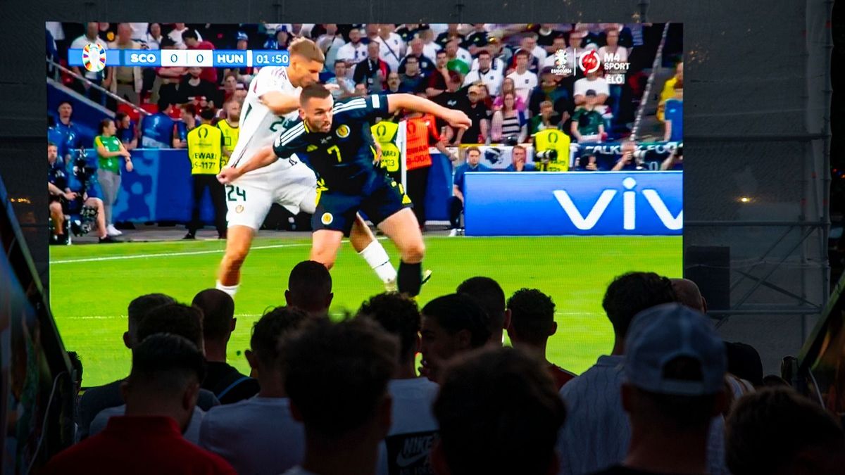 Sör, hekk és meccs: a balatoni vendéglátósok is jól járhatnak a foci-Eb-vel