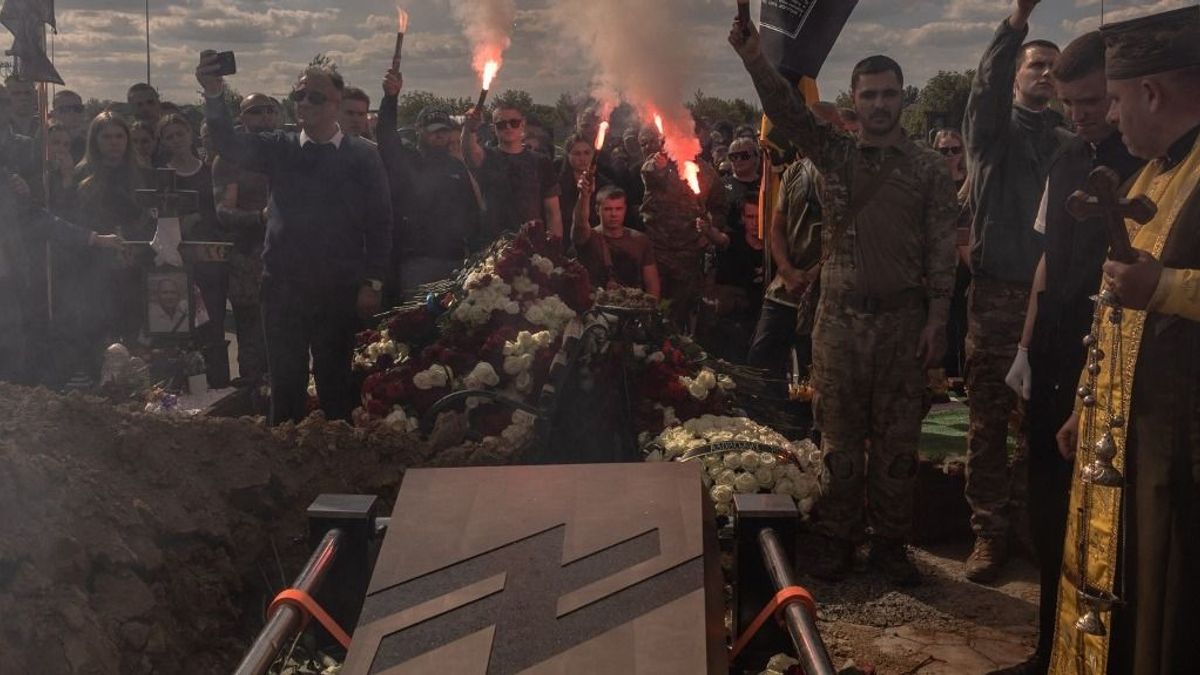 Visszatér az Azov-zászlóalj: az USA felfegyverzi a hírhedt neonáci csoportot