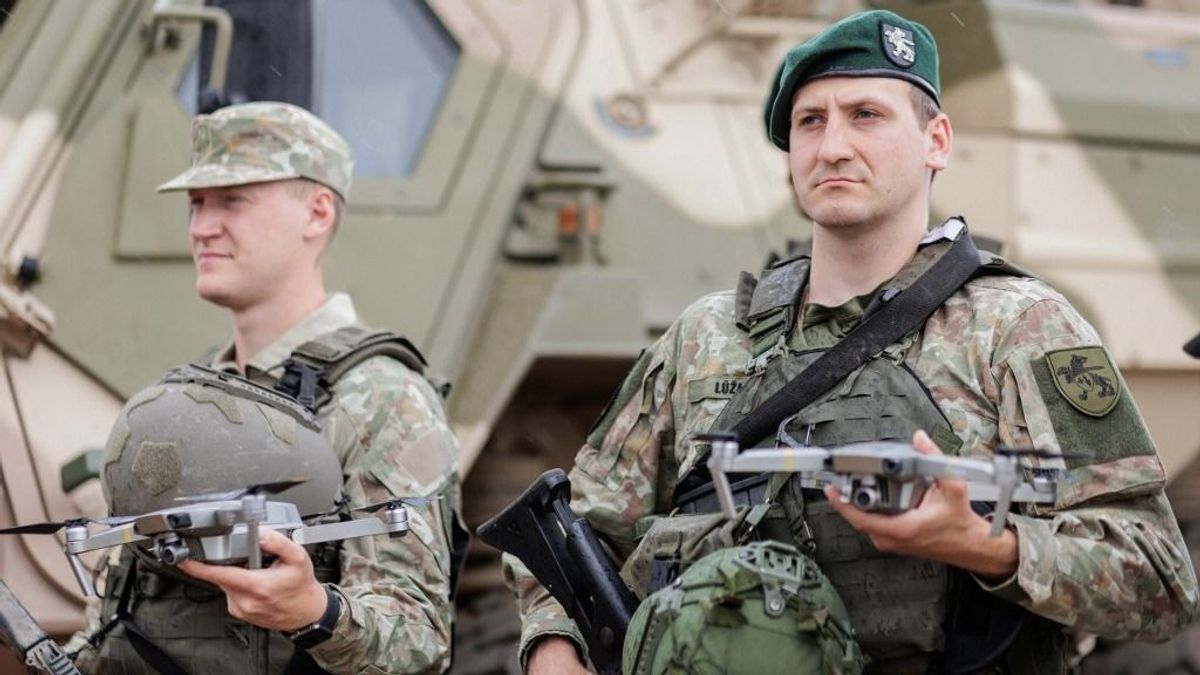 Litvánia brutális mértékben akarja növelni a hadsereg létszámát