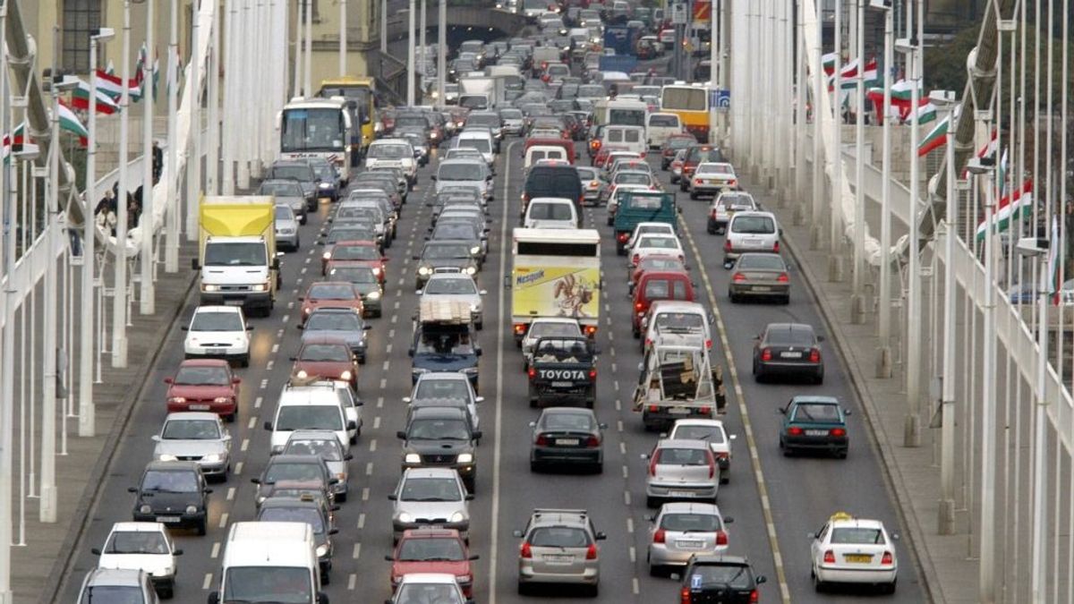 Budapest elesik szombaton – lezárások, forgalomkorlátozás, változások a közösségi közlekedésben