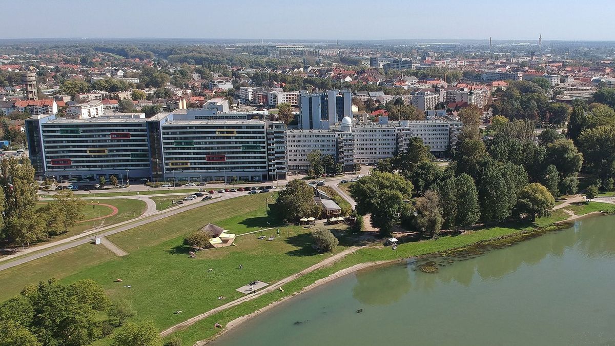 A világ legjobbjai között: előrelépett a Széchenyi István Egyetem a THE fenntarthatósági rangsorán (x)
