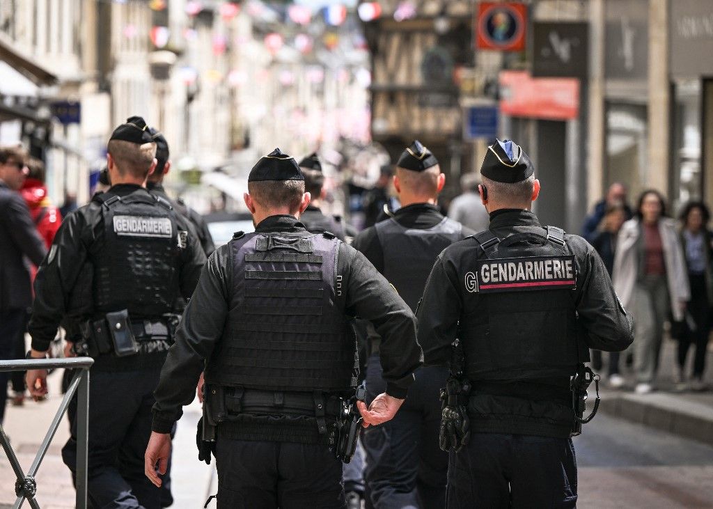 BAYEUX, FRANCE - MAY 30:   
Members of the National Gendarmerie (French: Gendarmerie Nationale) patrol the center of Bayeux ahead of the Olympic flame&#039;s arrival during the twentieth leg of its journey across France, in the Calvados department, in Bayeux, Normandy, France, on May 30, 2024.
The 20th Olympic Torch Relay&#039;s journey begins at the venerated site of remembrance, Omaha Beach and the D-Day landing beaches, before moving on to Lisieux. It then advances to Cabourg, Dives-sur-Mer, and Houlgate, before reaching Bayeux and Falaise, and finishing in front of the Caen Town Hall. (Photo by Artur Widak/NurPhoto) (Photo by Artur Widak / NurPhoto / NurPhoto via AFP)