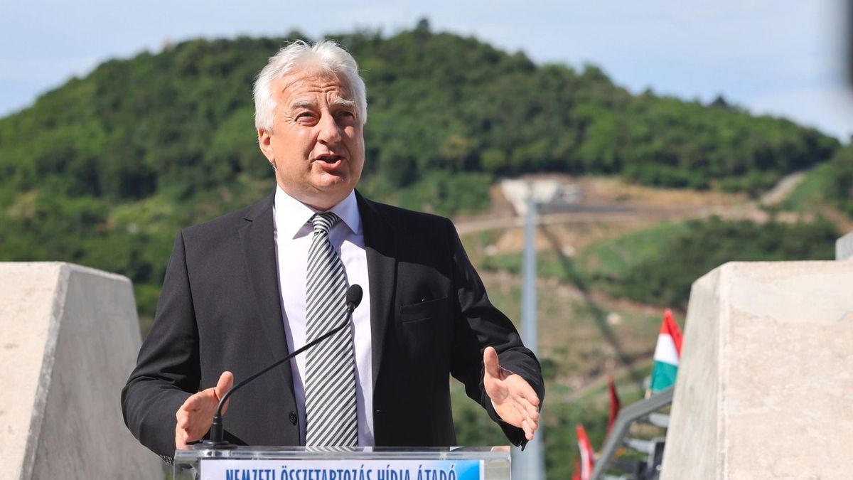 nemzeti_osszetartozas_hidja_avatas004 semjén zsolt
