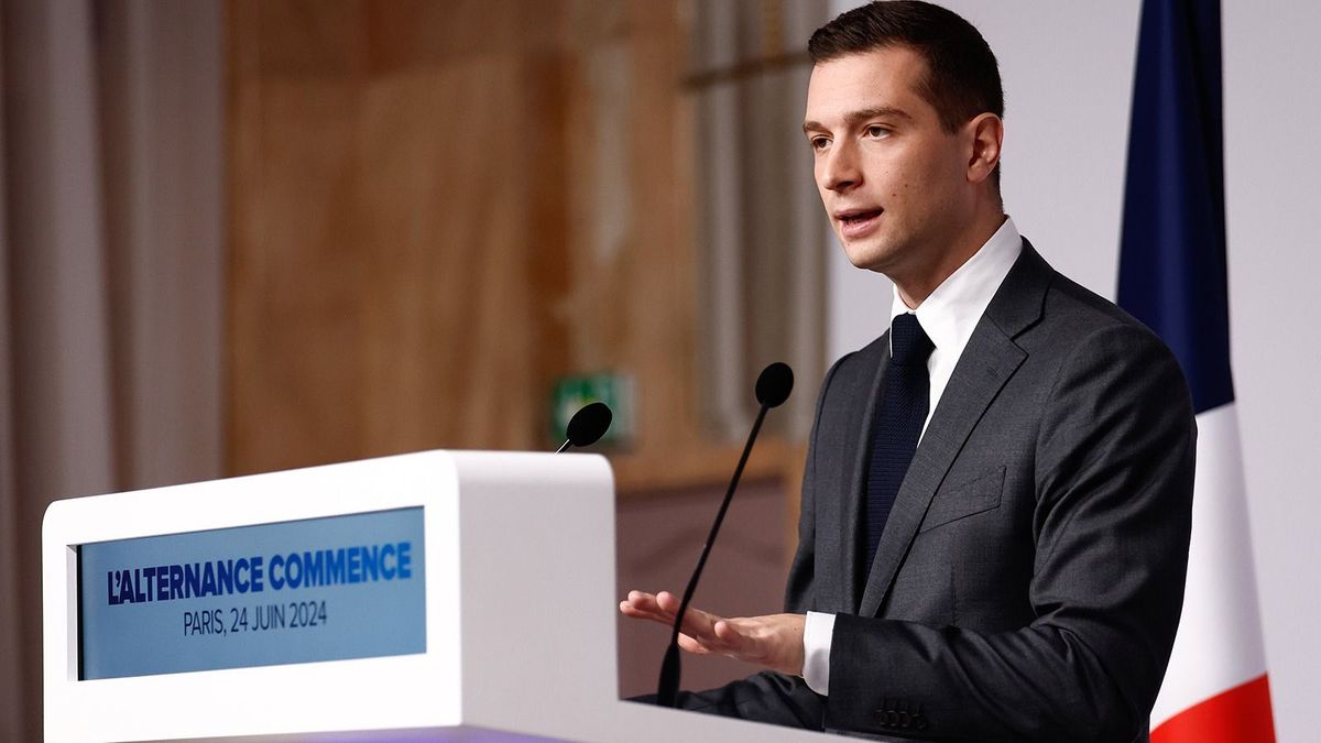 Le Penék nem lépnek át bizonyos vörös vonalakat Ukrajnában